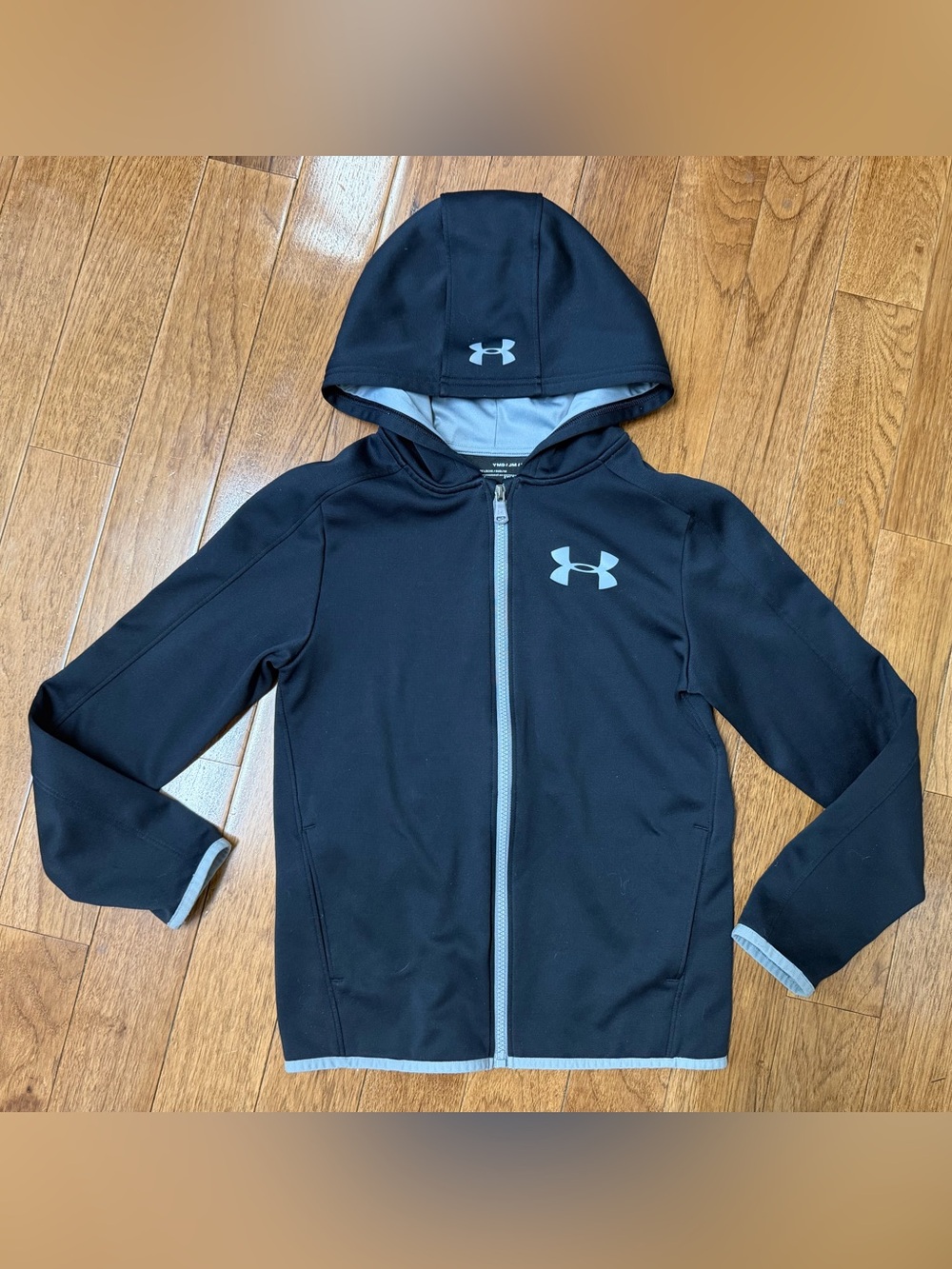 Under Armour Boys Black Hooded Zip-Up Jacket with Gray Trim Size YMD